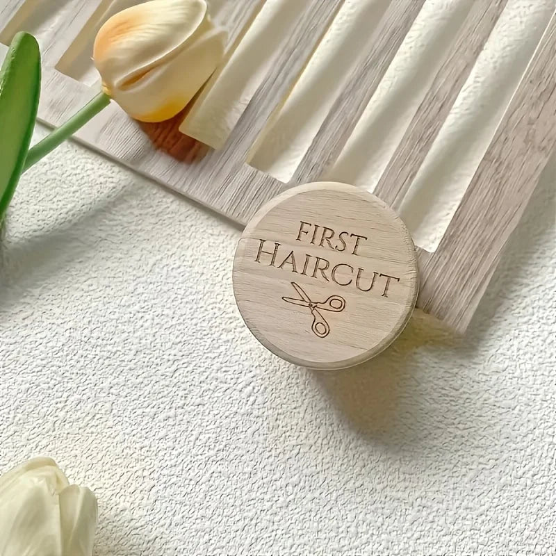 Boîte Souvenir Bébé en Bois — Cordon Ombilical & Première Coupe de Cheveux
