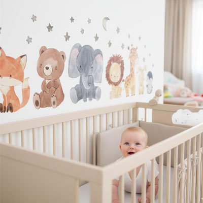 Autocollantsmuraux Thème animalier safari: Représentation de 6 animaux adorables incluant renard, ours, éléphant, lion, girafe et pingouin dans un style -La Boutik BéBé