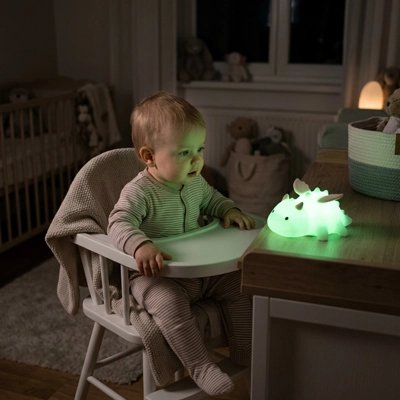 Veilleuse bébé bébé admire veilleuse verte